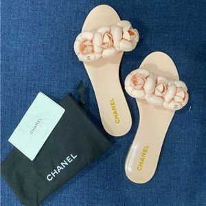 Chanel Camelia Flower PVC Jelly Sandals Light Pink For Women